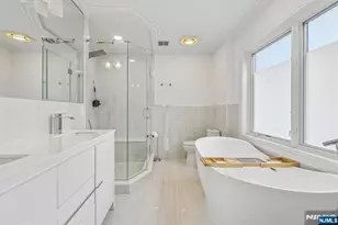 14 Valley Pl, Edgewater, NJ 07020 - Photo 22