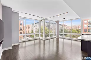 1100 Maxwell Ln 433, Hoboken, NJ 07030 - Photo 2