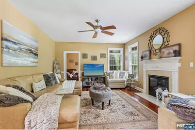 176 Fox Hill Court, Jefferson Township, NJ 07849 - Photo 6