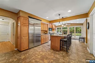 20 Colonial Rd, Emerson, NJ 07630 - Photo 8