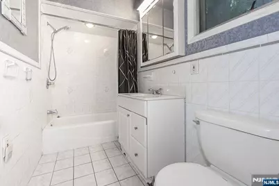193 Wabash Avenue, Paterson, NJ 07503 - Photo 10