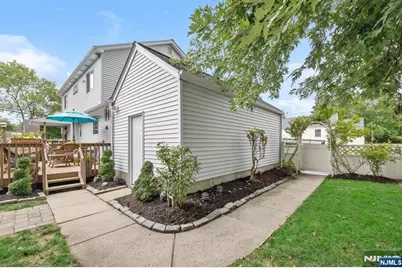 663 Plympton Street, New Milford, NJ 07646 - Photo 30
