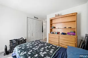 15 Orchard St, Bloomingdale, NJ 07403 - Photo 14