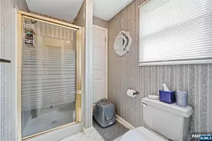 15 Orchard St, Bloomingdale, NJ 07403 - Photo 20