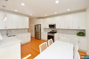 90 Summer Hill Road 90, Wayne, NJ 07470 - Photo 8