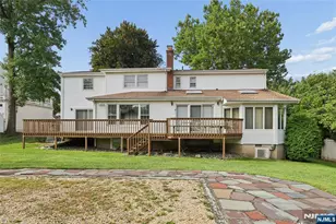 585 Churchill Rd, Teaneck Township, NJ 07666 - Photo 30