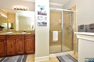5208 Veterans Dr, Rockaway Township, NJ 07885 - Photo 22