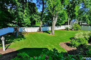 379 Martom Rd, Wyckoff Township, NJ 07481 - Photo 34