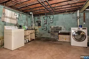 27 Hillcrest Ave, Lodi, NJ 07644 - Photo 34