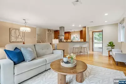 119 Squire Hill Road, Montclair, NJ 07043 - Photo 6