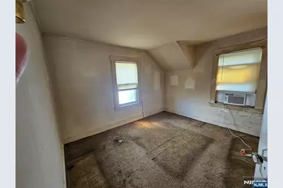 23 Elm Street, West Orange Township, NJ 07052 - Photo 10