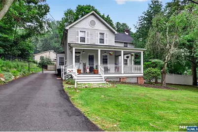 10 Prospect Avenue, Woodcliff Lake, NJ 07677 - Photo 2