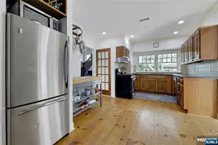 75 Buena Vista Ave, Hawthorne, NJ 07506 - Photo 10