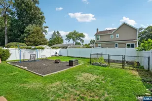 122 Maplewood Ave, Wayne, NJ 07470 - Photo 30