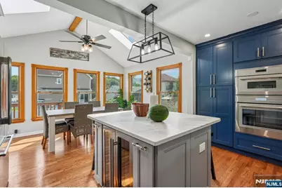 122 Maplewood Avenue, Wayne, NJ 07470 - Photo 10