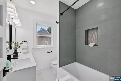 32 Fontaine Avenue, Bloomfield, NJ 07003 - Photo 34
