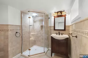 206 Spruce St, Bloomfield, NJ 07003 - Photo 22