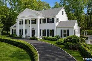 180 Tekening Dr, Tenafly, NJ 07670 - Photo 2