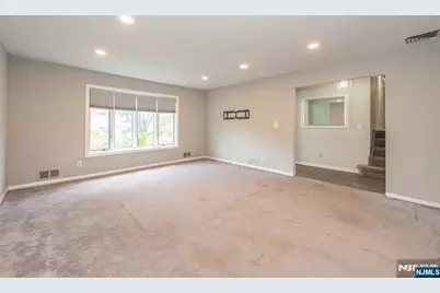 23 Urma Place, Bloomfield, NJ 07003 - Photo 4
