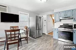 67 Marne St, Newark, NJ 07105 - Photo 8