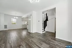 64 Chelsea, Newark, NJ 07208 - Photo 6