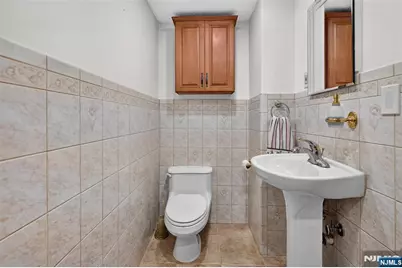 25 Normandy Drive, Wayne, NJ 07470 - Photo 32