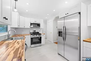 61 Bellot Rd, Ringwood, NJ 07456 - Photo 6
