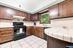 24 Hickory Rd, Ringwood, NJ 07456 - Photo 10