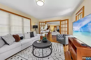 402 Mountain Ave, Ridgewood, NJ 07450 - Photo 12