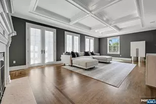 100 Heights Ln, Tenafly, NJ 07670 - Photo 6