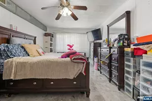 379 Chamberlain Ave, Paterson, NJ 07502 - Photo 32