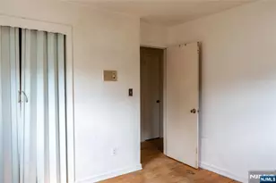 10 Moore Pl, Nutley, NJ 07110 - Photo 20