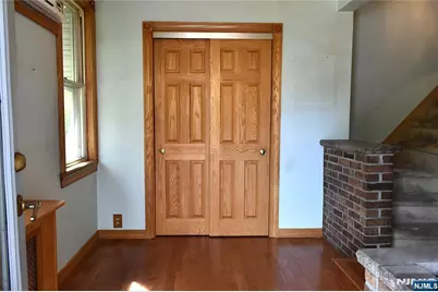 3 Linden Avenue, Elmwood Park, NJ 07407 - Photo 4