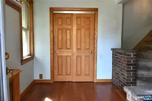 3 Linden Ave, Elmwood Park, NJ 07407 - Photo 4