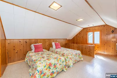149 Anderson Parkway, Cedar Grove, NJ 07009 - Photo 12