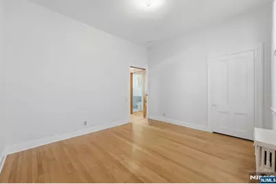 219 Magie Avenue, Roselle Park, NJ 07204 - Photo 12