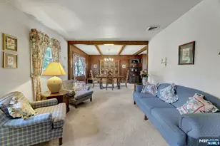327 Coolidge Ave, Washington Township, NJ 07676 - Photo 6