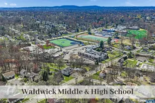29 Lockwood Dr, Waldwick, NJ 07463 - Photo 44