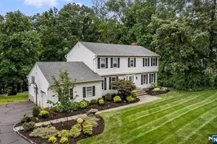 81 Poplar Dr, Hanover Township, NJ 07950 - Photo 2