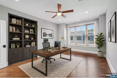20 Marquis Court, Edgewater, NJ 07020 - Photo 16