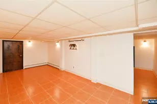 39-39 Brookside Ave, Fair Lawn, NJ 07410 - Photo 18
