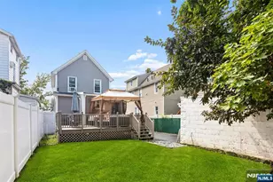 535 Freeman St, Lyndhurst Township, NJ 07071 - Photo 34