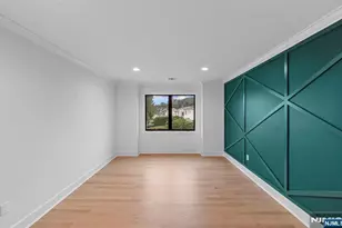 104 Highview Dr, Clifton, NJ 07013 - Photo 18