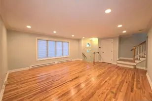 2461 Rossett St, Fort Lee, NJ 07024 - Photo 2