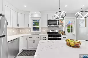 49 Falmouth Ave, Elmwood Park, NJ 07407 - Photo 10