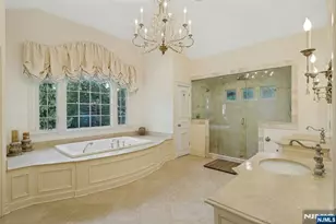 88 Bayberry Dr, Mahwah, NJ 07430 - Photo 24