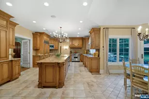88 Bayberry Dr, Mahwah, NJ 07430 - Photo 10