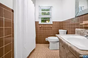101 Pinecrest Terrace, Wayne, NJ 07470 - Photo 16
