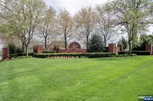 312 Wilshire Dr, Nutley, NJ 07110 - Photo 28