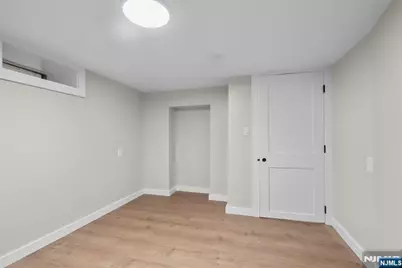 125 Park Avenue, Newark, NJ 07104 - Photo 20